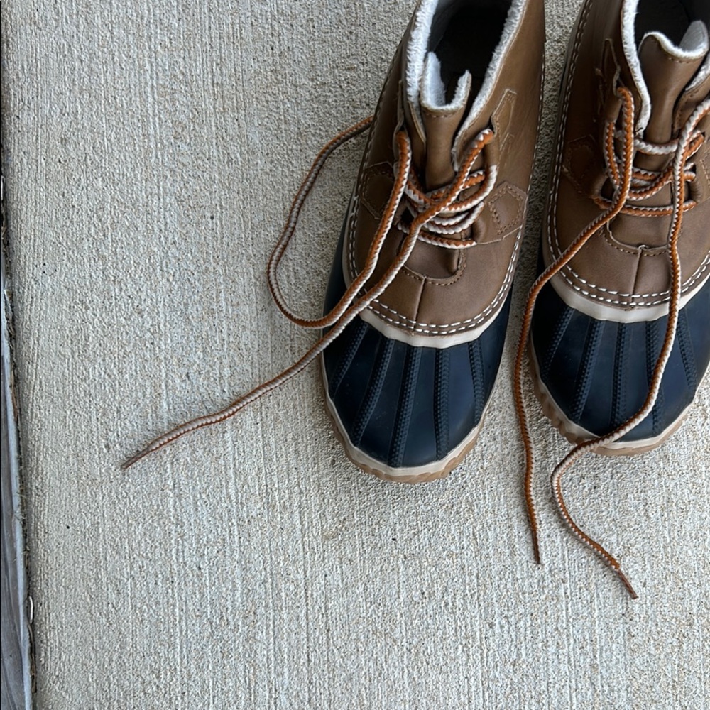 JBU Brown and Black Winter Boots
